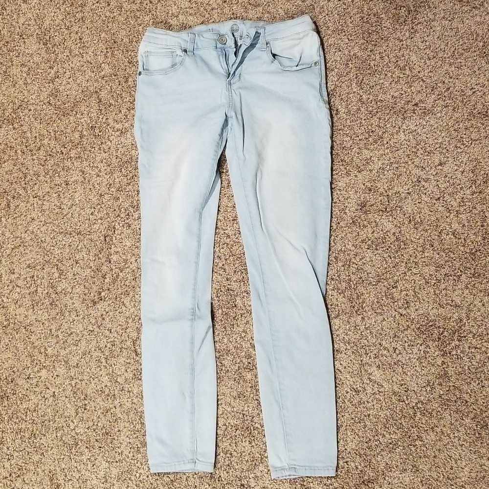 Women's Light Blue Jeans